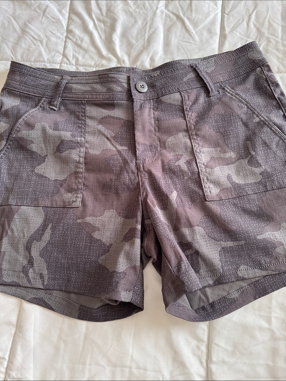 Prana Women's Camo Cargo Shorts Outdoor Sz 10